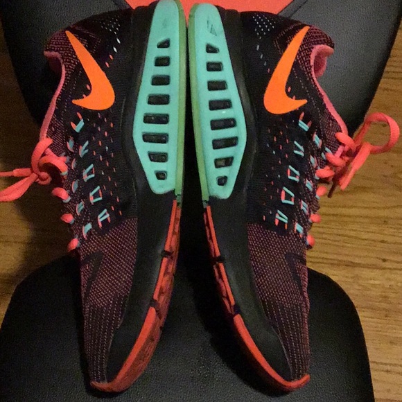 Nike Zoom Structure 18 - Picture 3 of 8